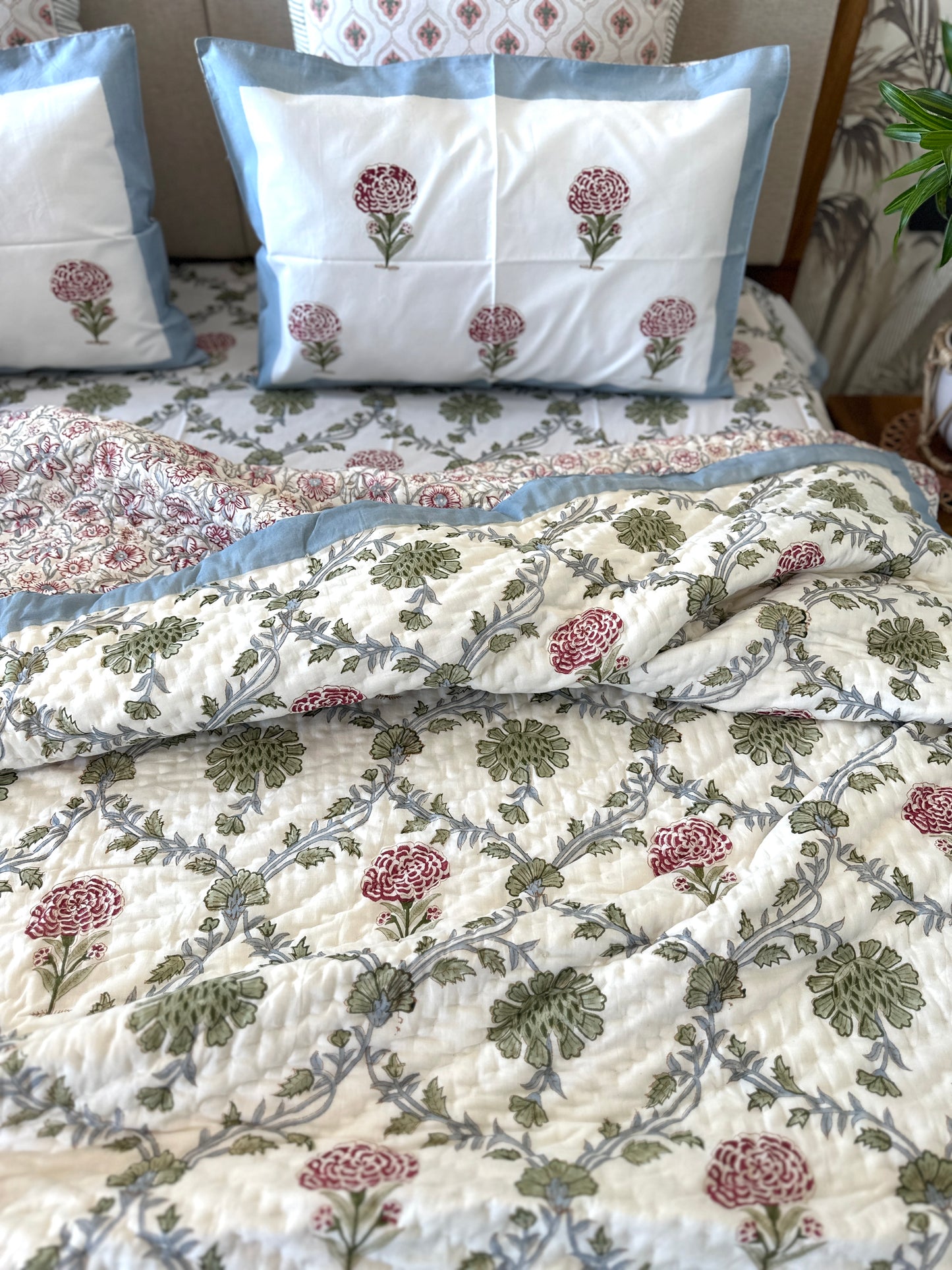 Bedding Set Hand Block | Quilt with Bedsheet Set | Floral Cascade