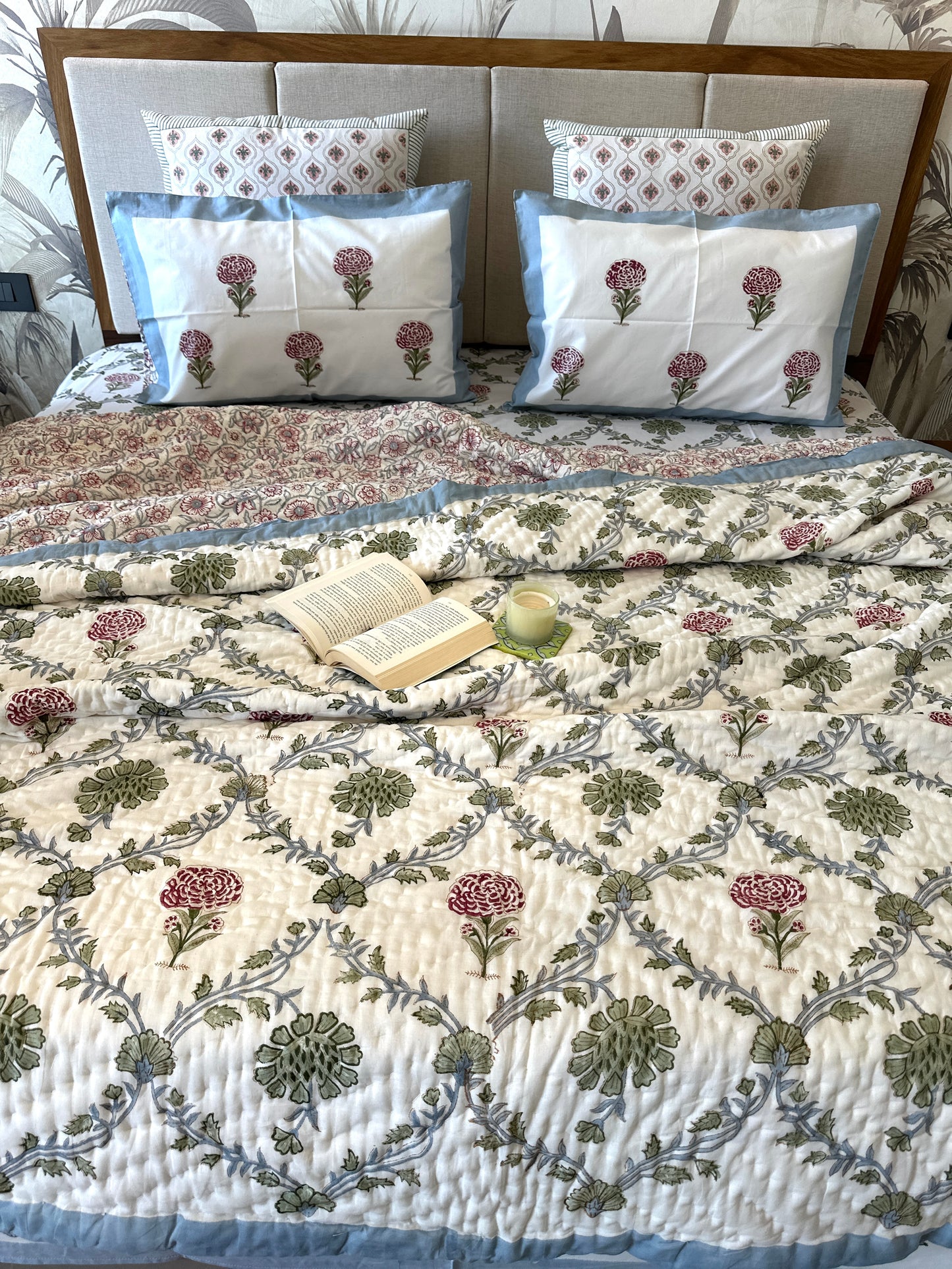 Bedding Set Hand Block | Quilt with Bedsheet Set | Floral Cascade