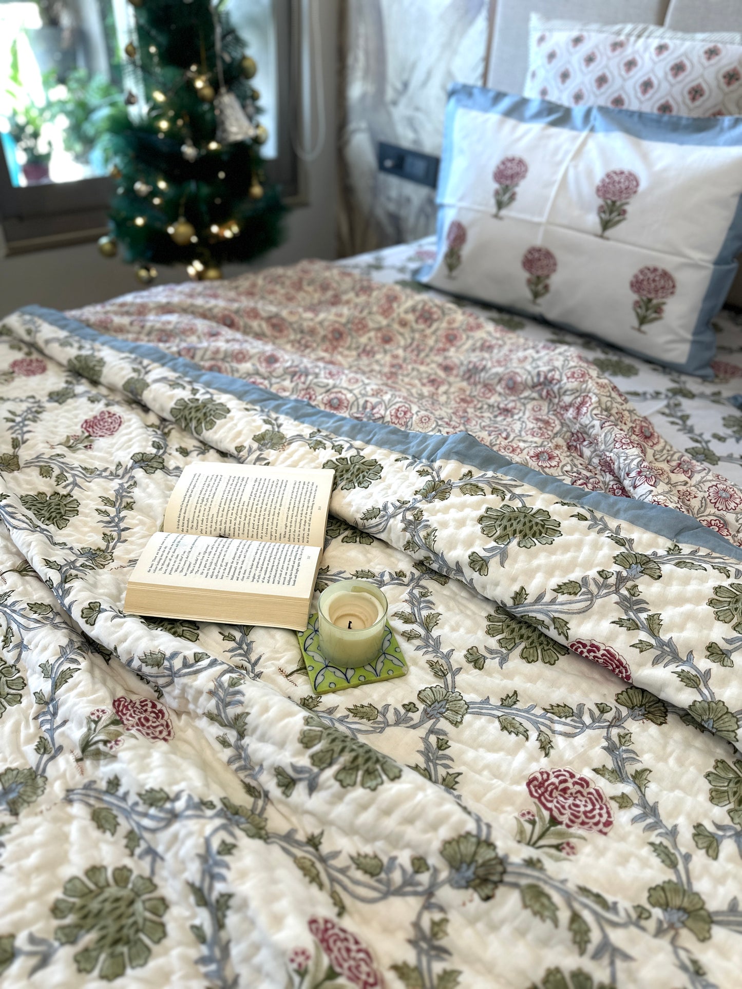 Bedding Set Hand Block | Quilt with Bedsheet Set | Floral Cascade