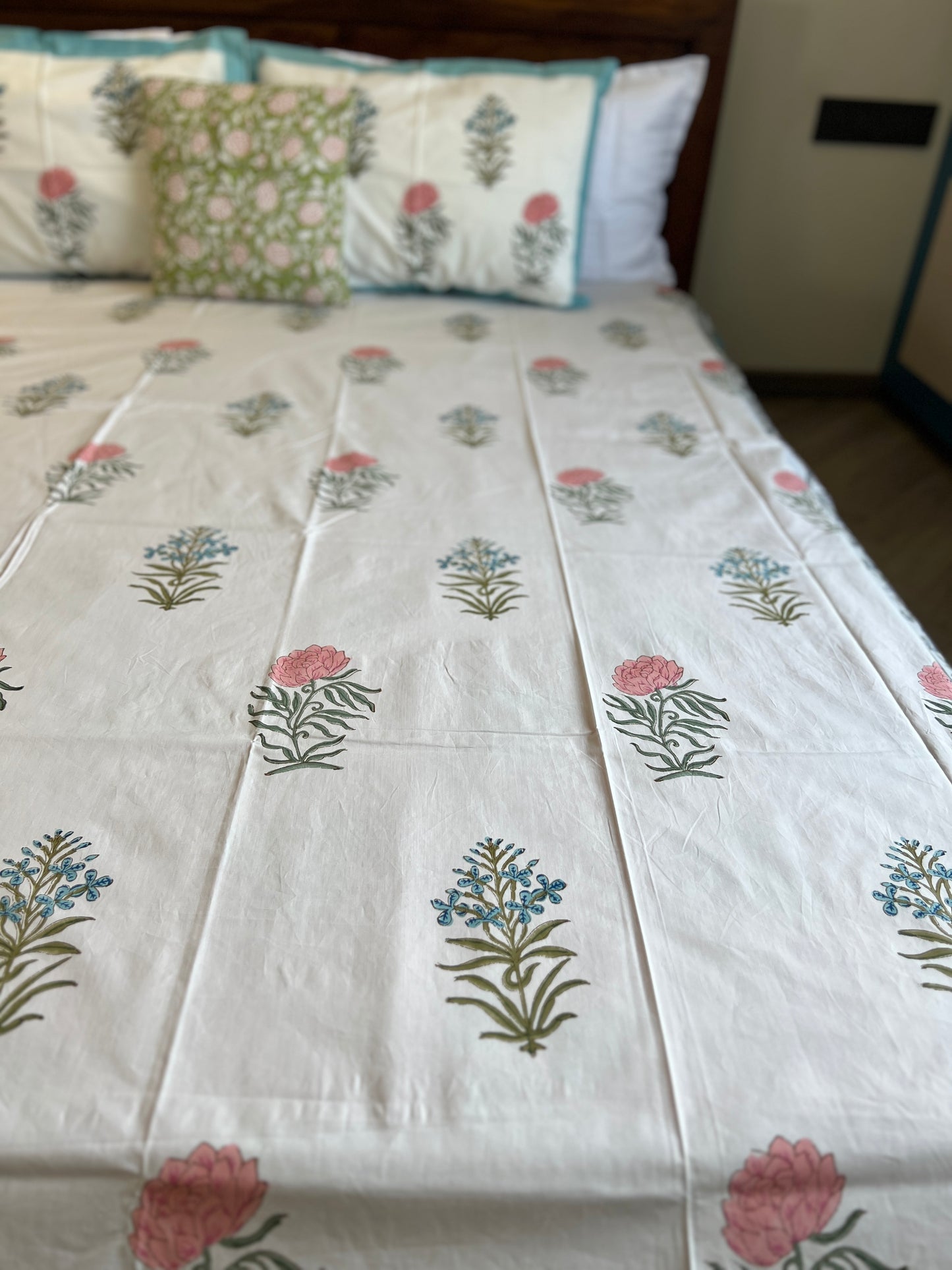 Utsav | Hand Block Bedsheet Set