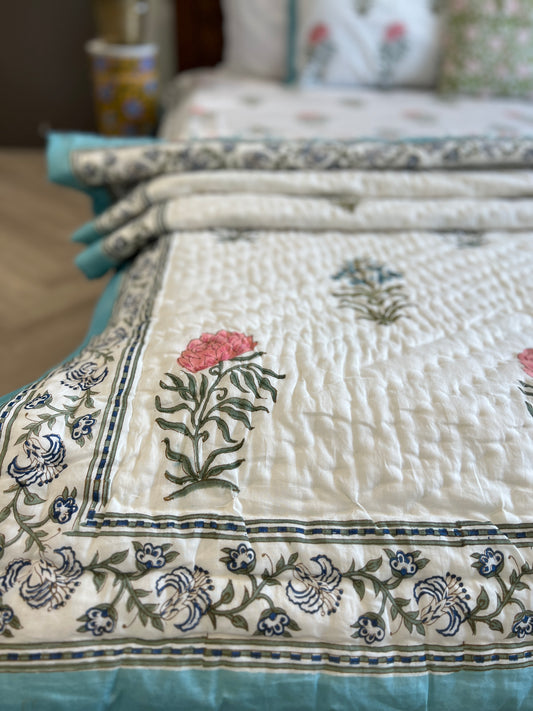 Utsav | Bedding Set | Quilt with Bedsheet Set