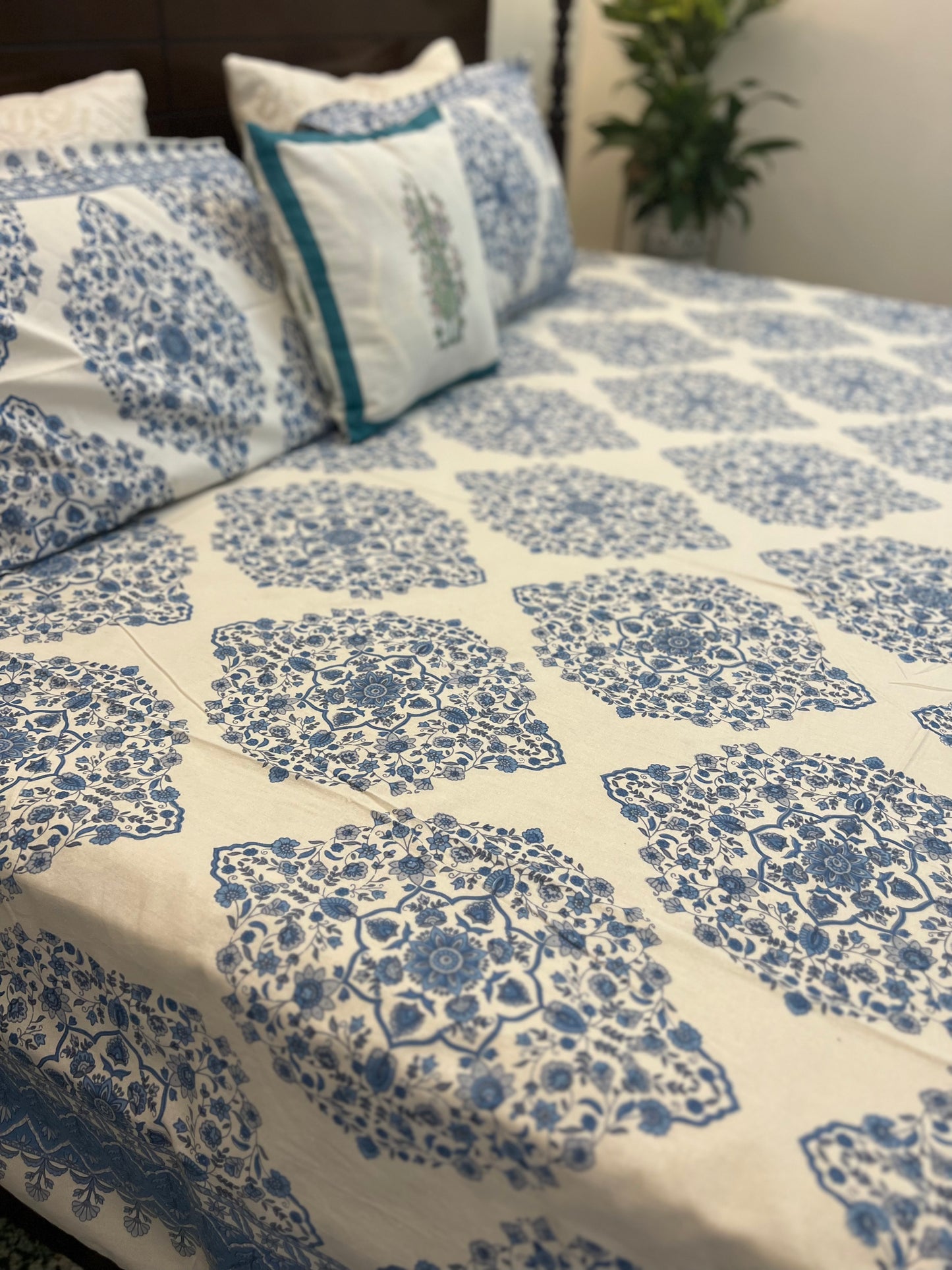 Super King Size | 108*108 Inches | Blue Pattern