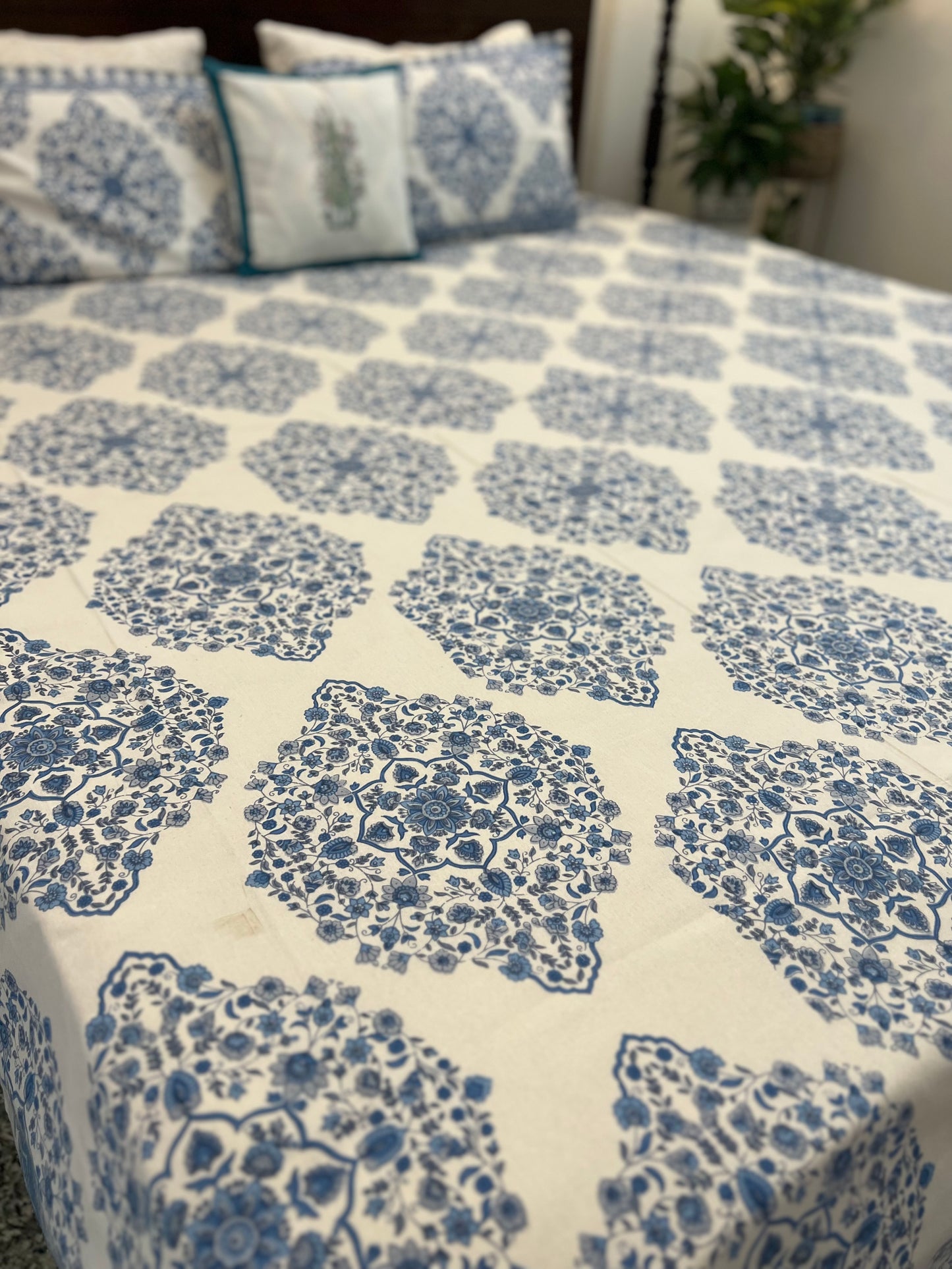 Super King Size | 108*108 Inches | Blue Pattern