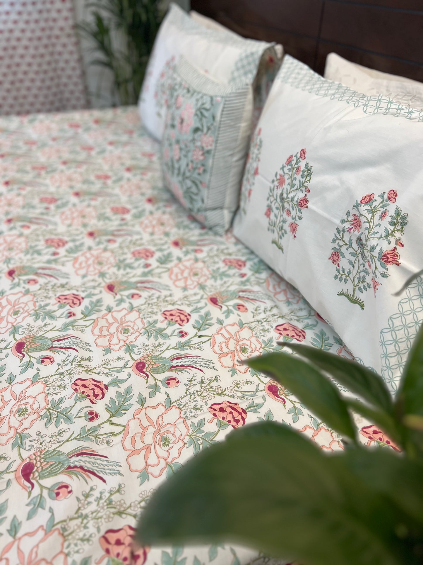 Bedding Set | Quilt with Bedsheet Set | The Nest