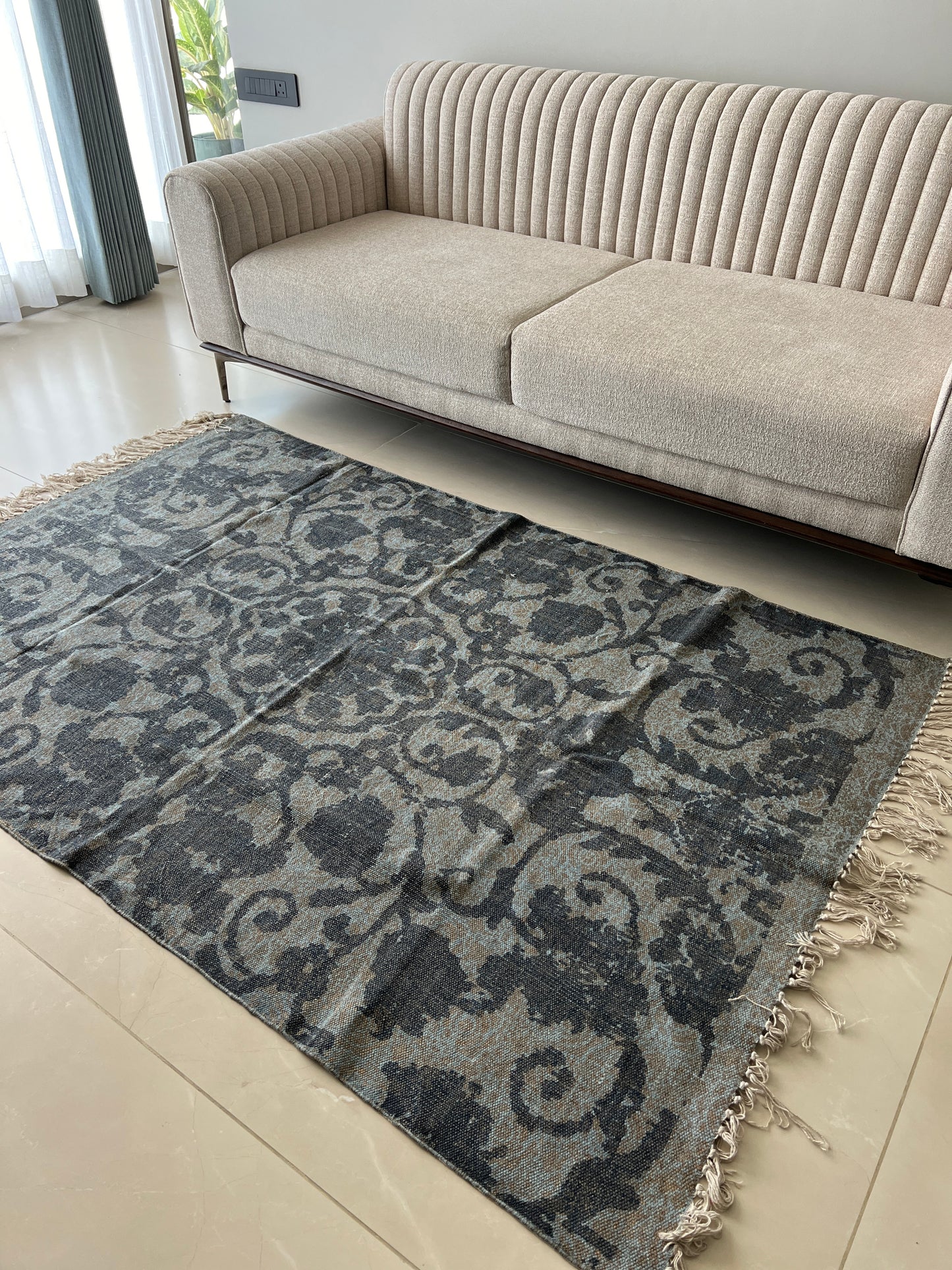 Evoke | Rug | 4ft * 7ft