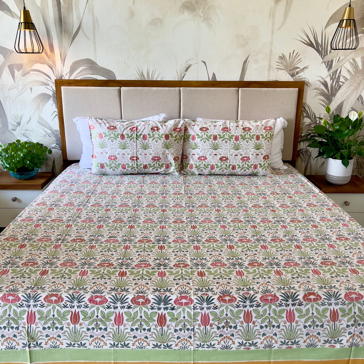 Bedding Set | Quilt with Bedsheet | Impressions