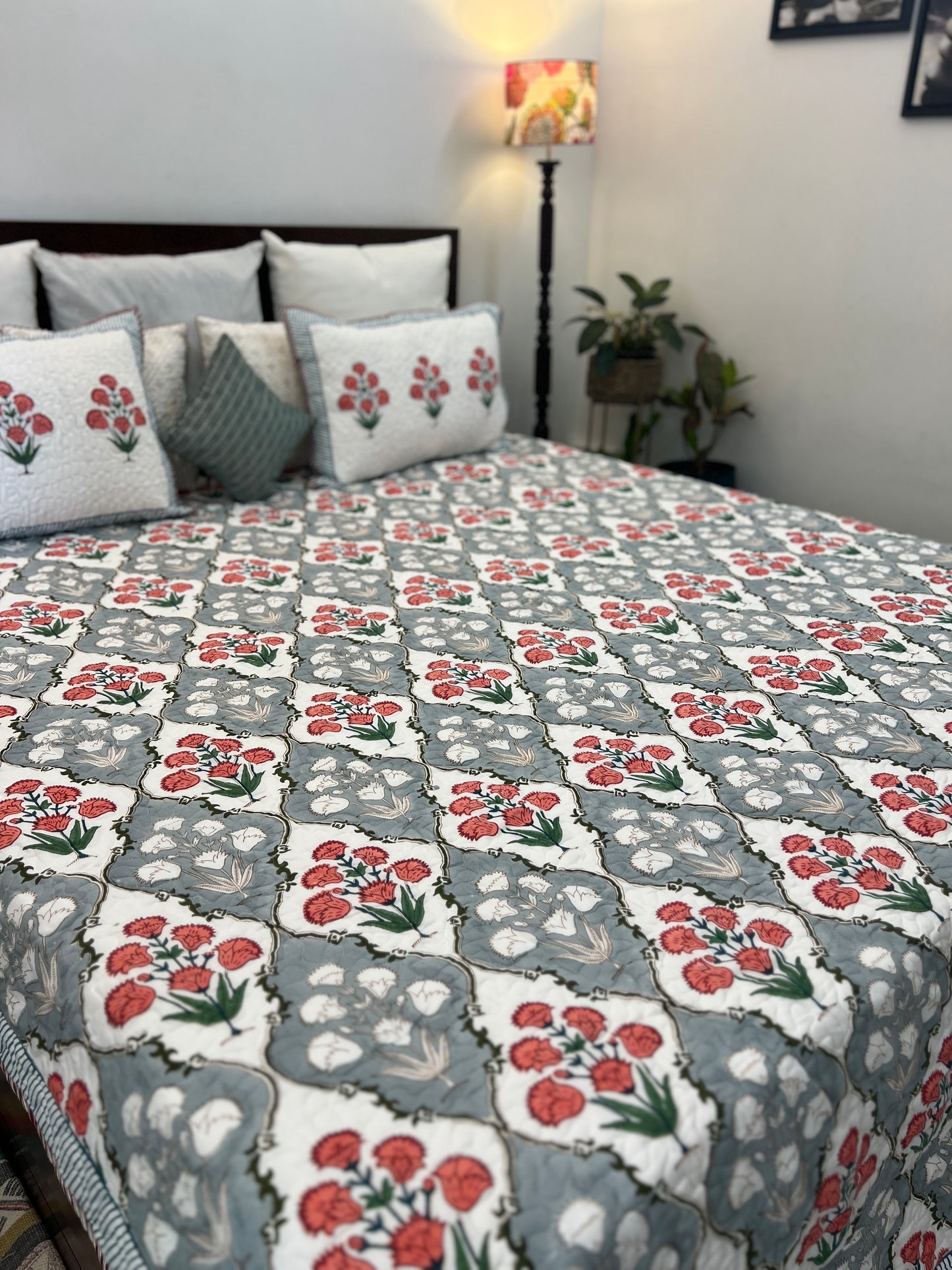 Quilted Bedcover | 90*108 Inches | Muse