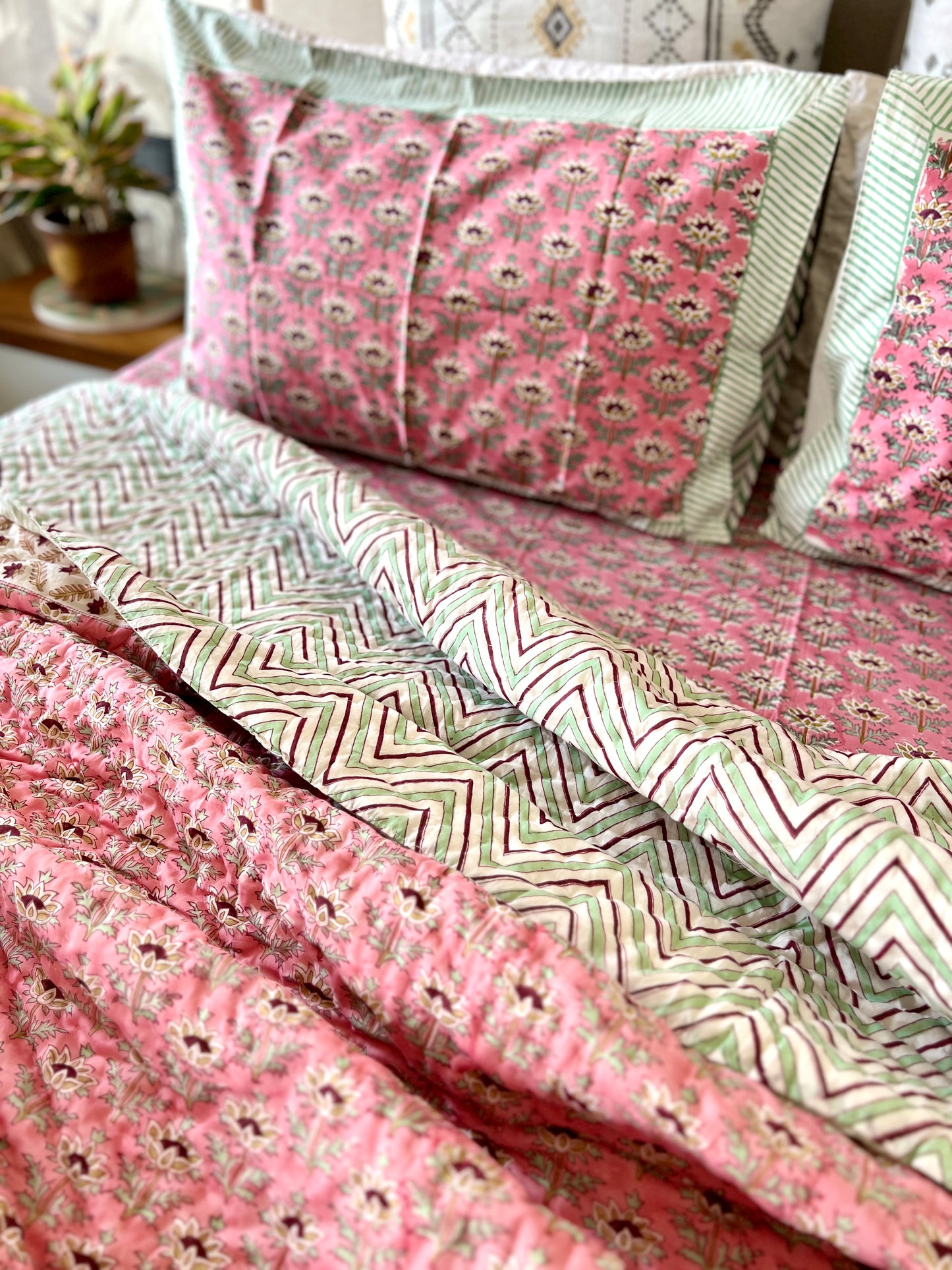 Bedding Set | Quilt with Bedsheet Set | Pink Bloom