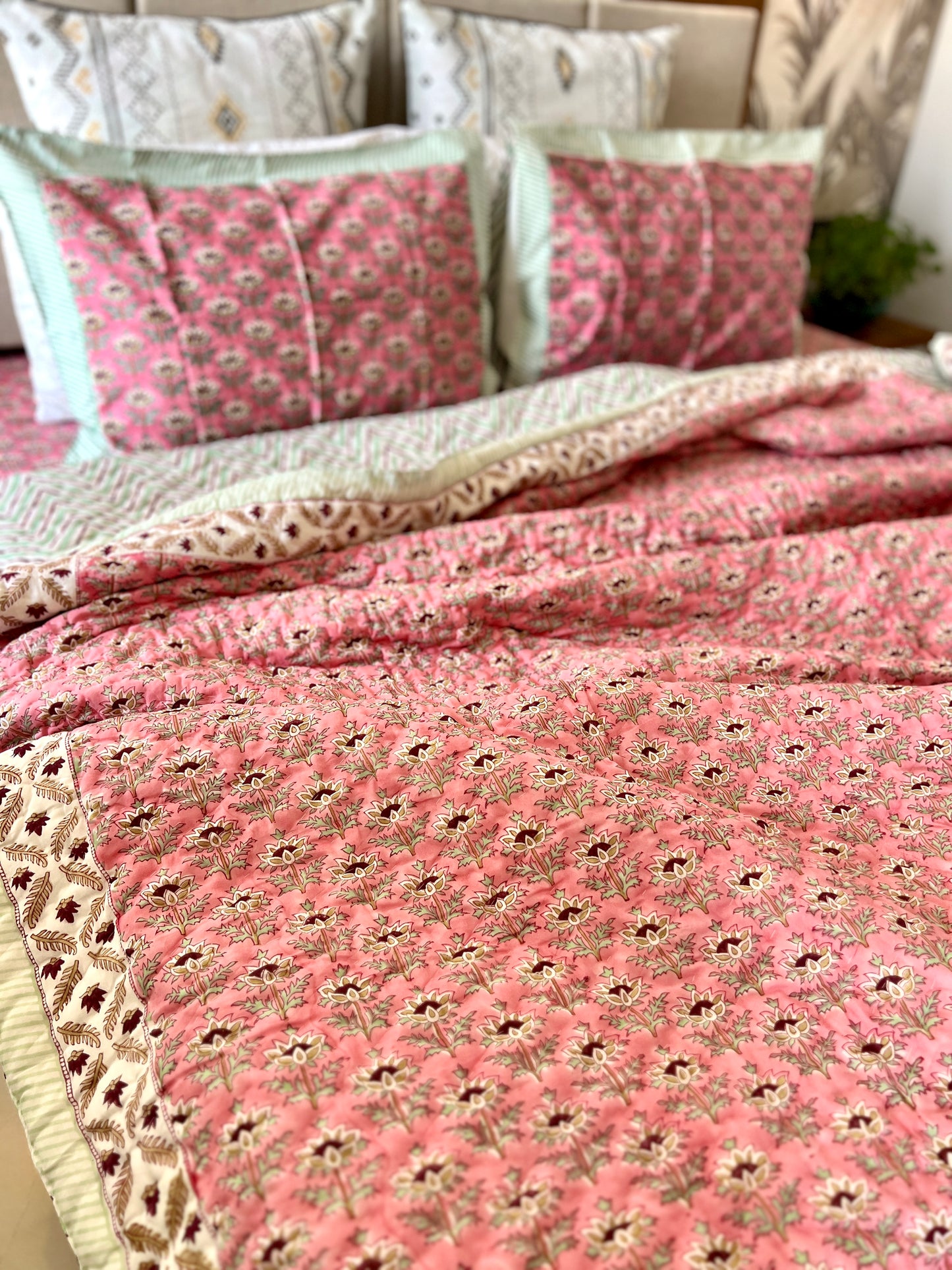 Bedding Set | Quilt with Bedsheet Set | Pink Bloom