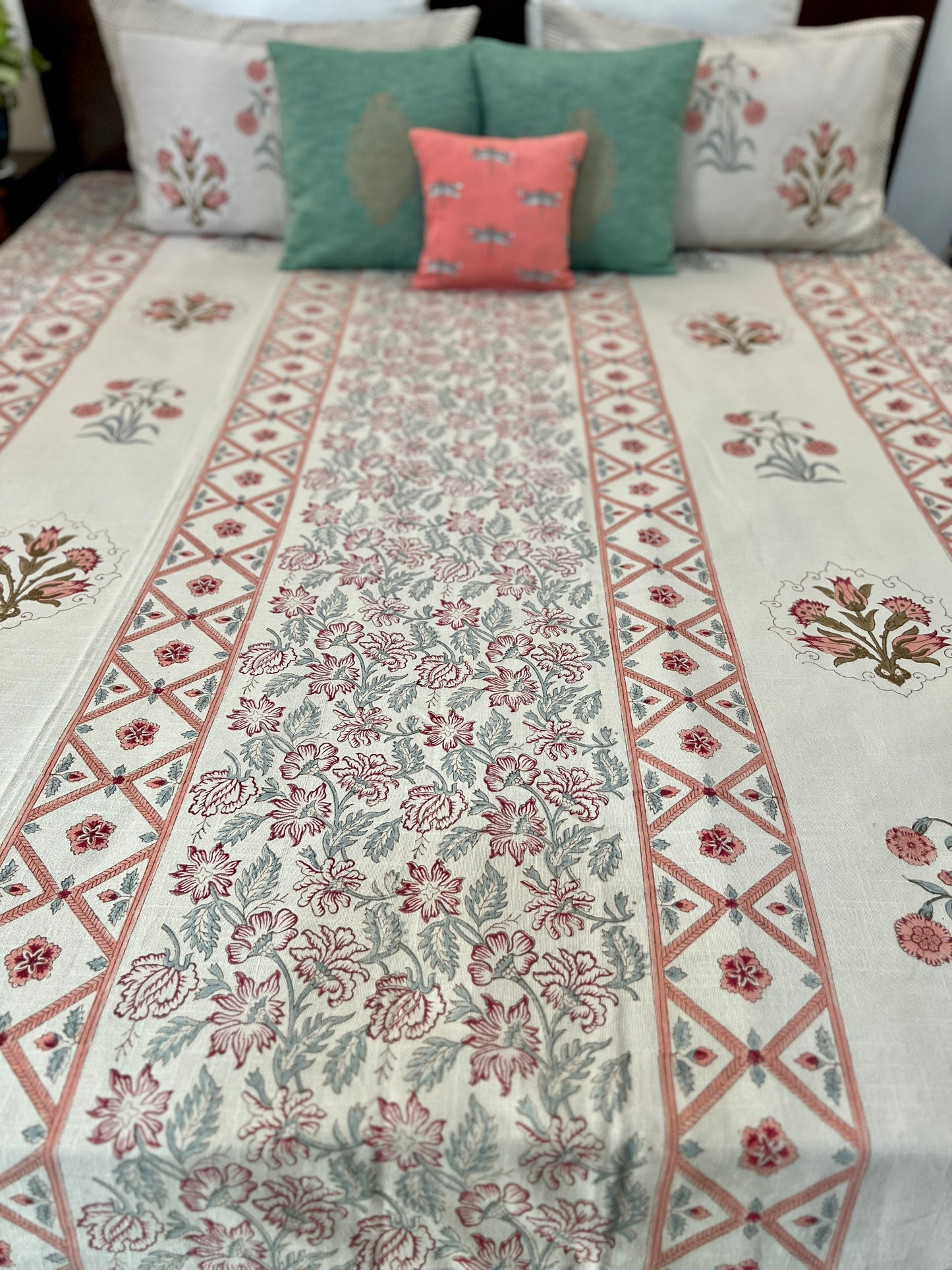 Slub Cotton Bedcover | King Size | Hand Block | 90*108 Inches | Vintage Charm