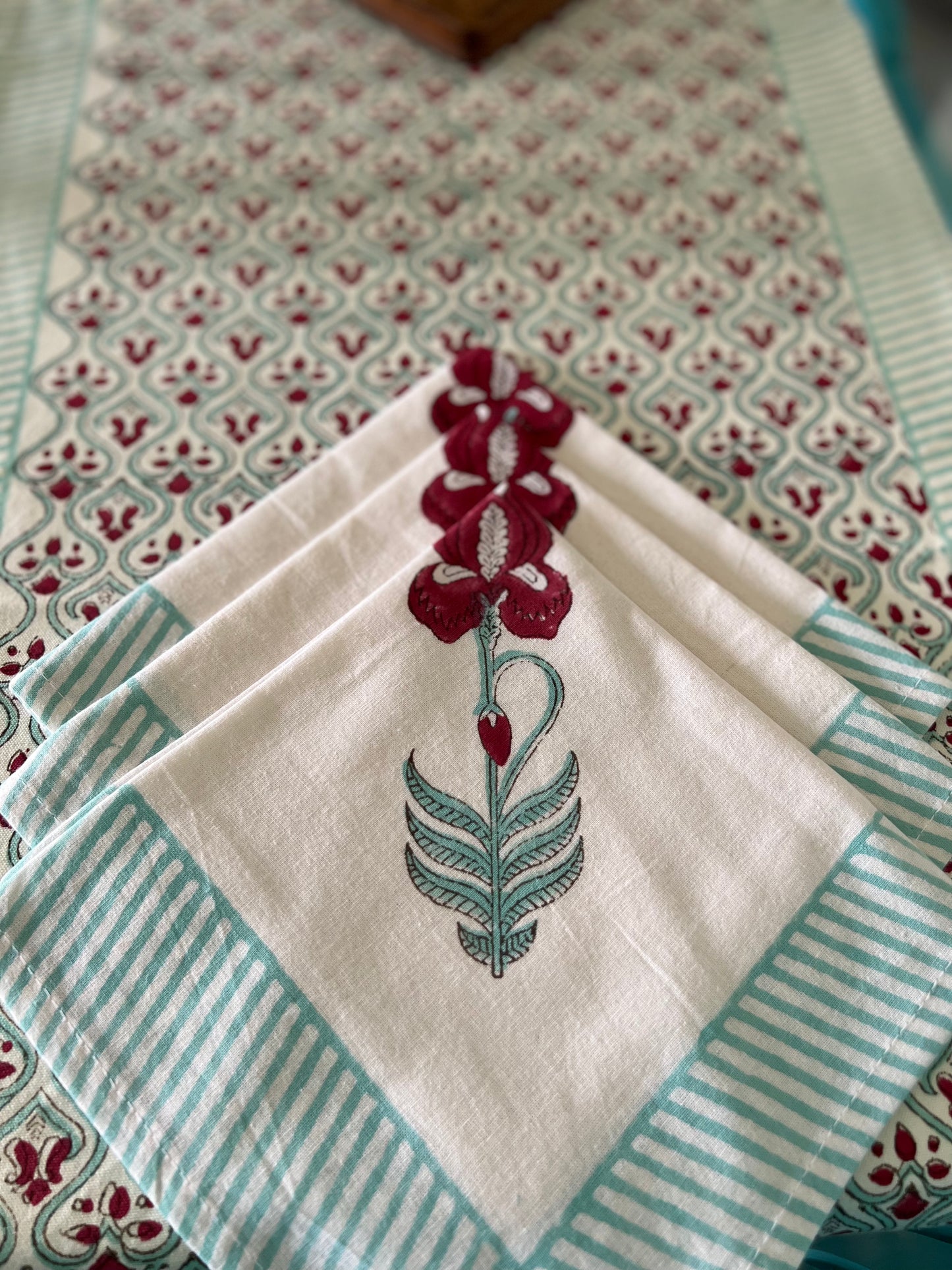 Table Runner | Mat & Napkins | 6 Seater | Sage