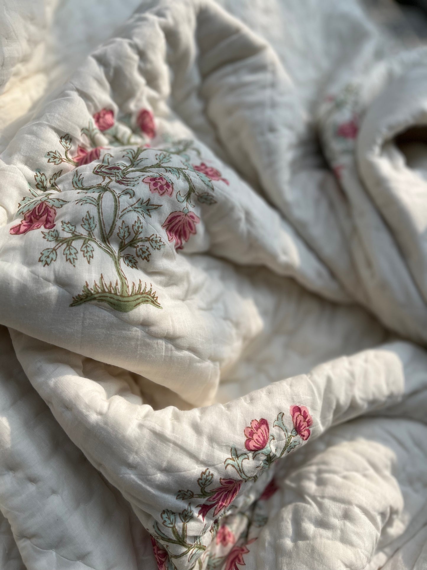 Bedding Set | Quilt with Bedsheet Set | The Nest