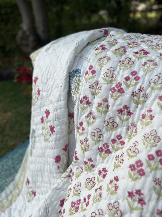 Bedding Set | Quilt with Bedsheet | Earthen Nest