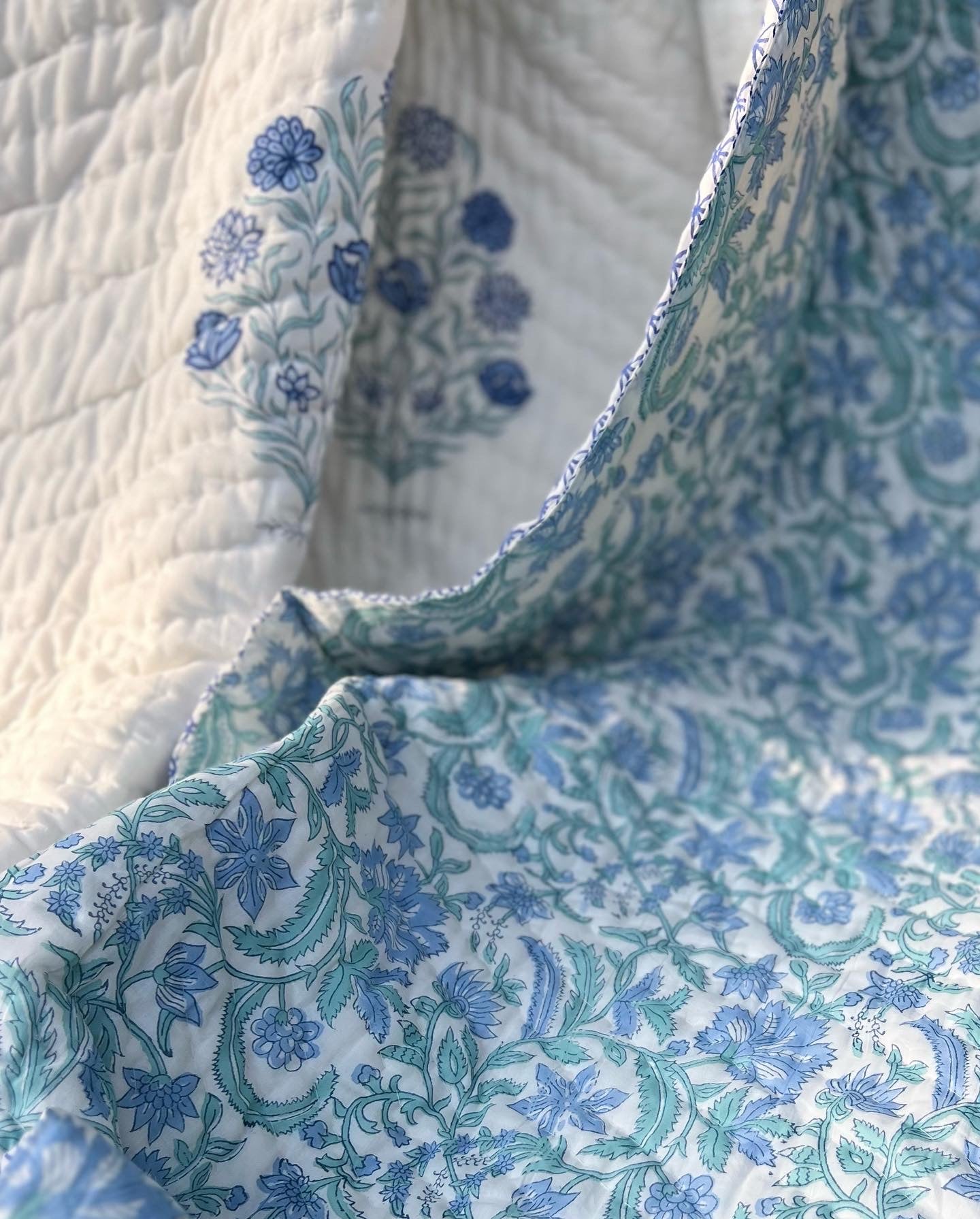 Reversible Hand Block Quilt | King Size | 90*108 Inches | Winter Bloom
