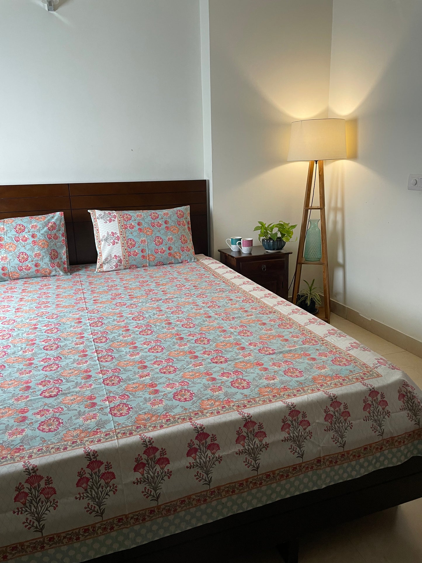 King Size Bedsheet | 90*108 Inches | Floral Bloom