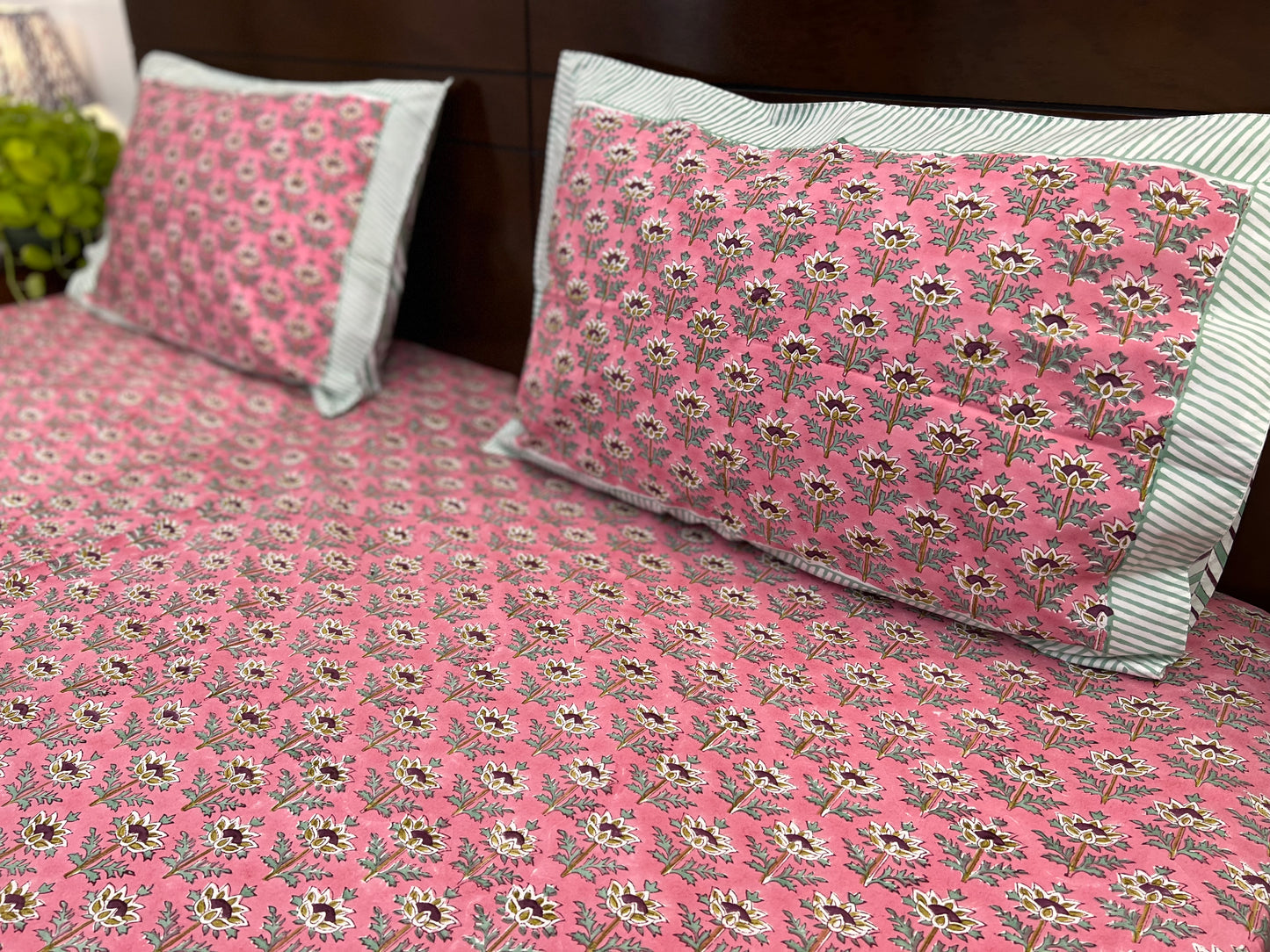 Gulistan | Pink | Hand Block Bedsheet | 300TC