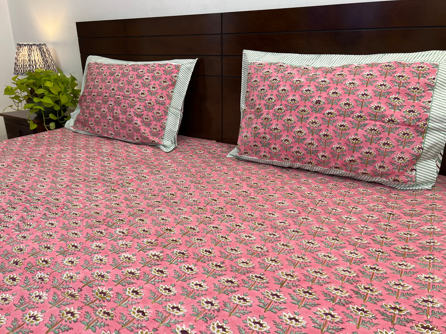 Gulistan | Pink | Hand Block Bedsheet | 300TC