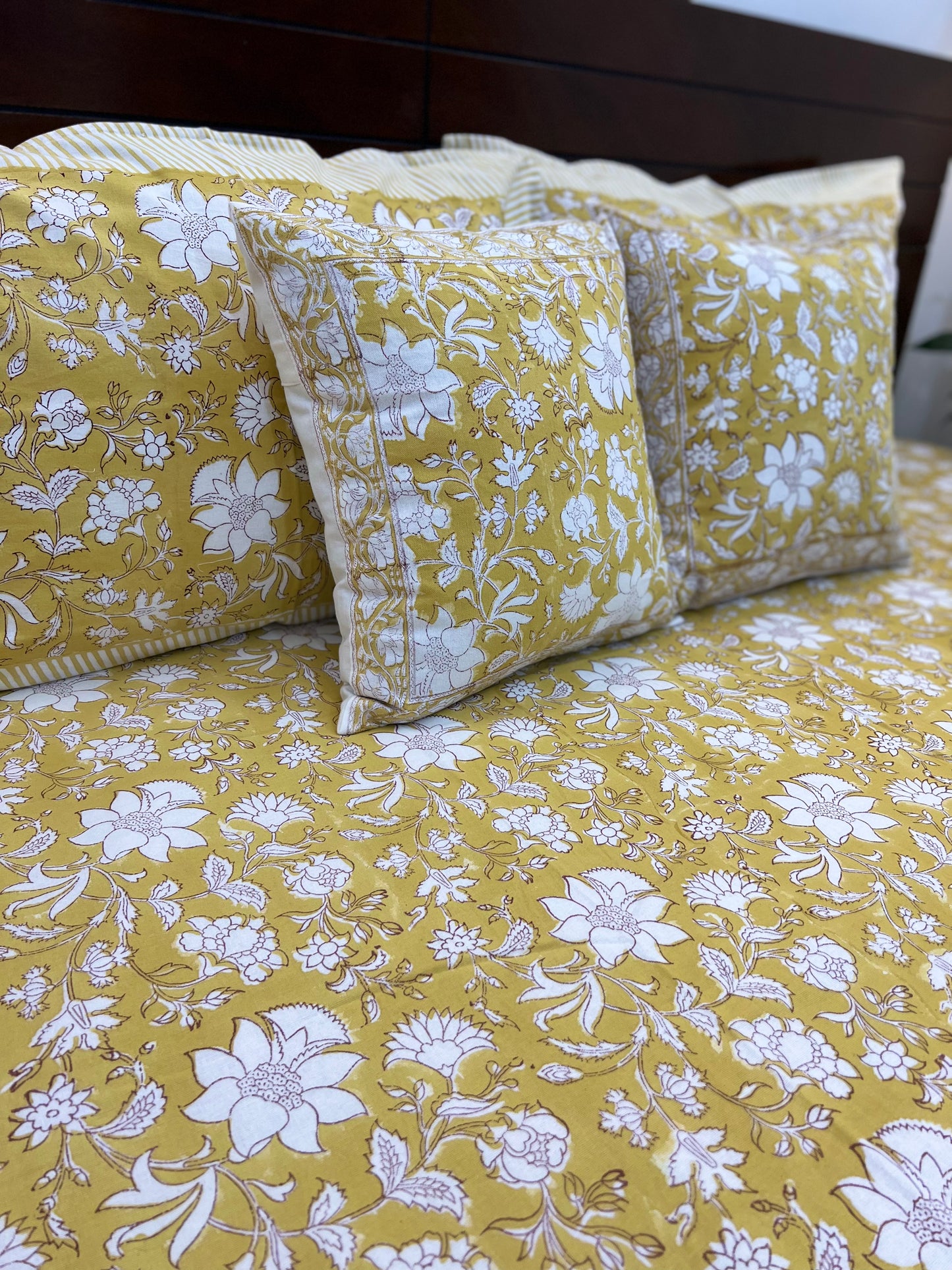 Super King Size | 108*108 Inches | South Cotton | Light Mustard