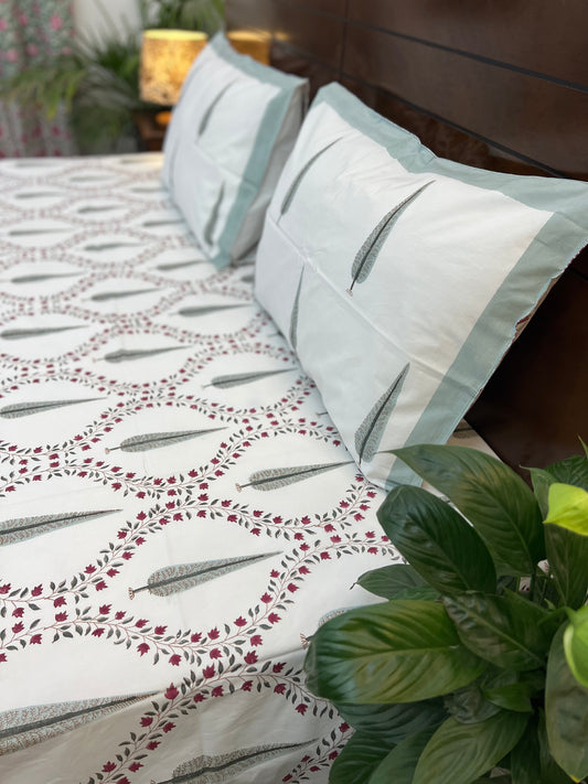 Mughal Jaal | Hand Block Bedsheet | 300TC