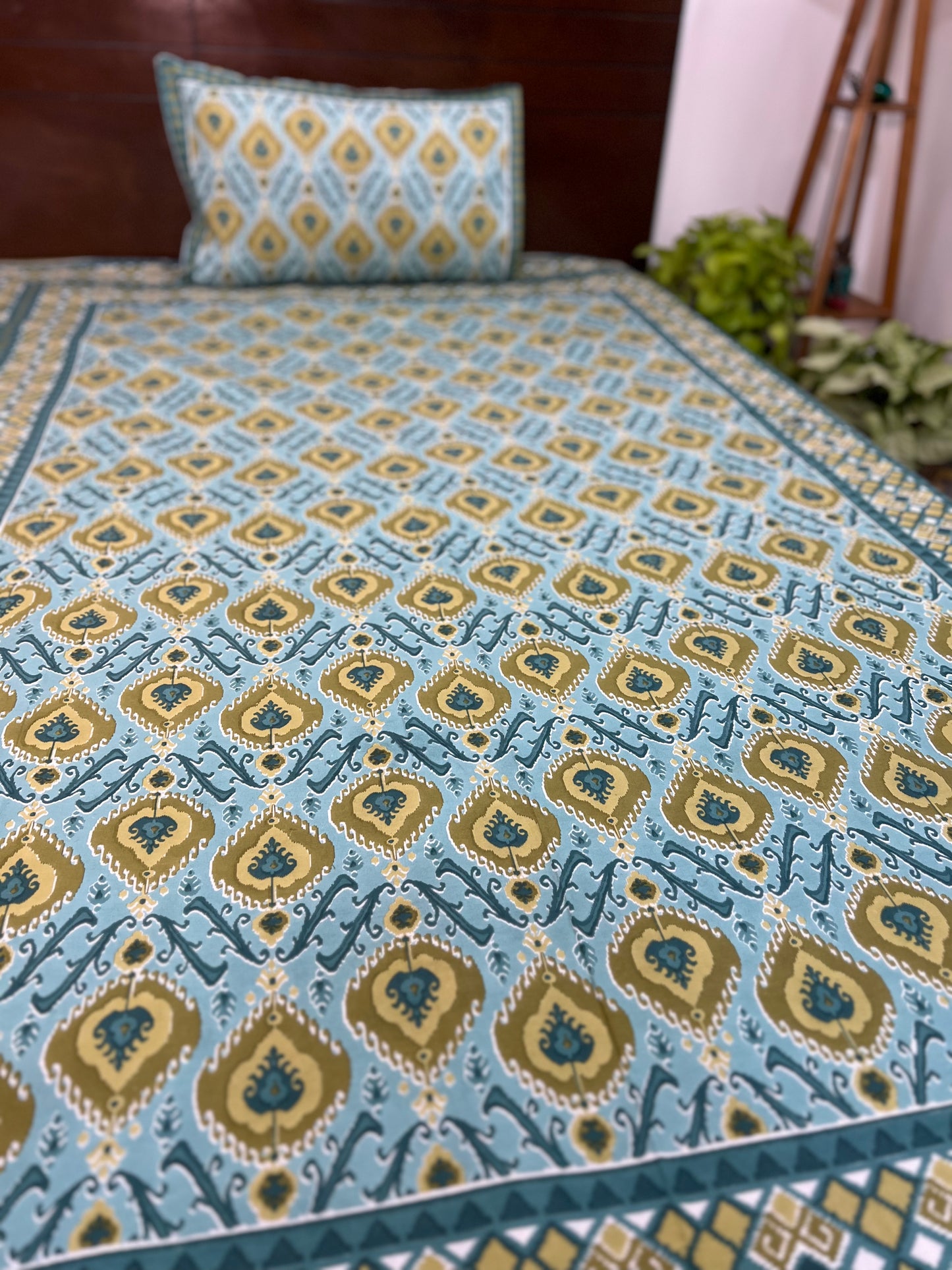 Single Size | 60*90 Inches | Light Blue and Beige with One Pillow Case