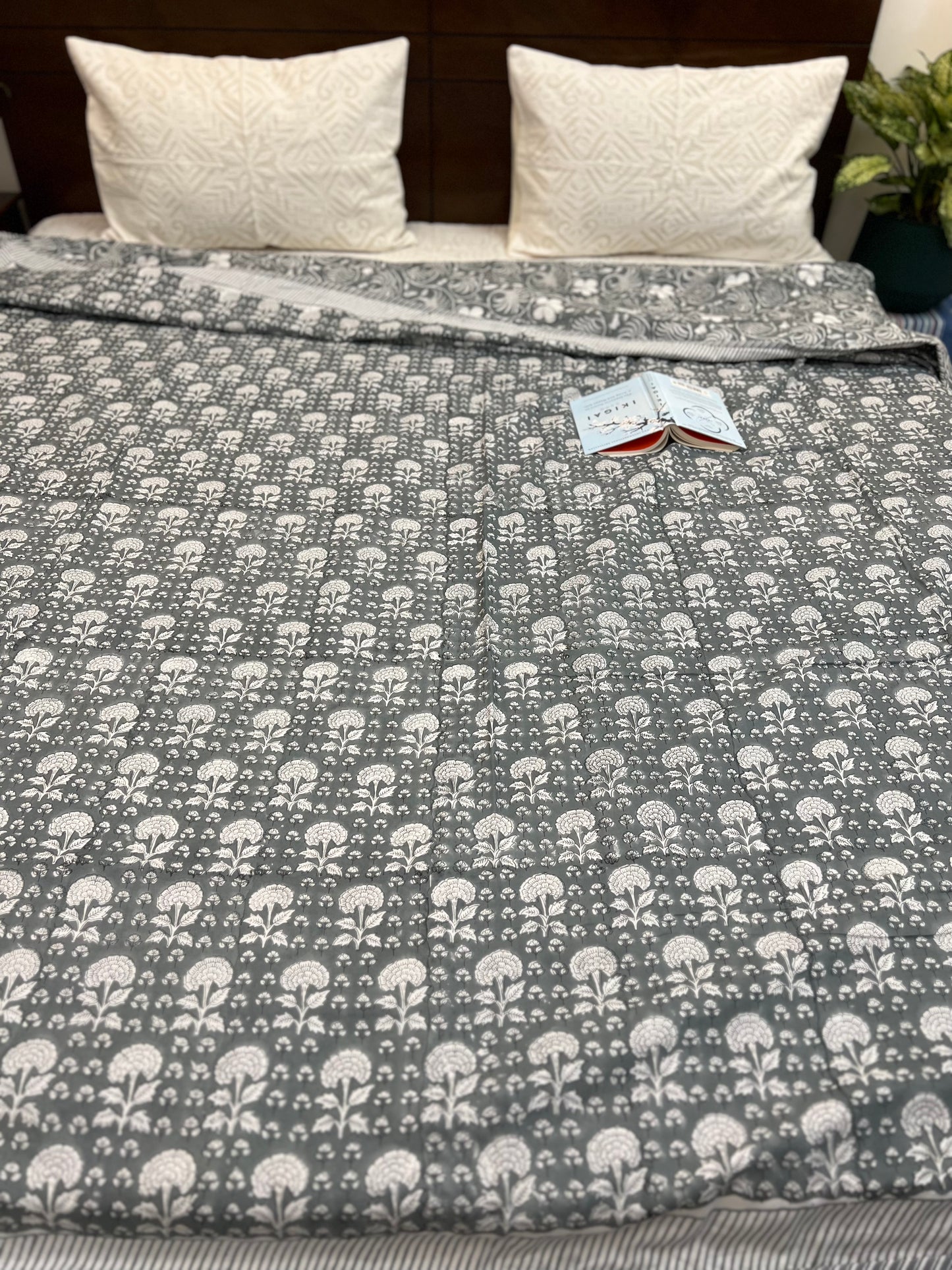 Reversible Hand Block Dohar | King Size | 90*108 Inches | Grey's